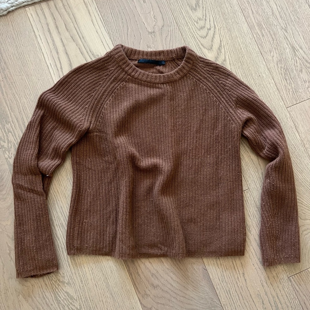 Women’s Crewneck Knit Sweater - Brown